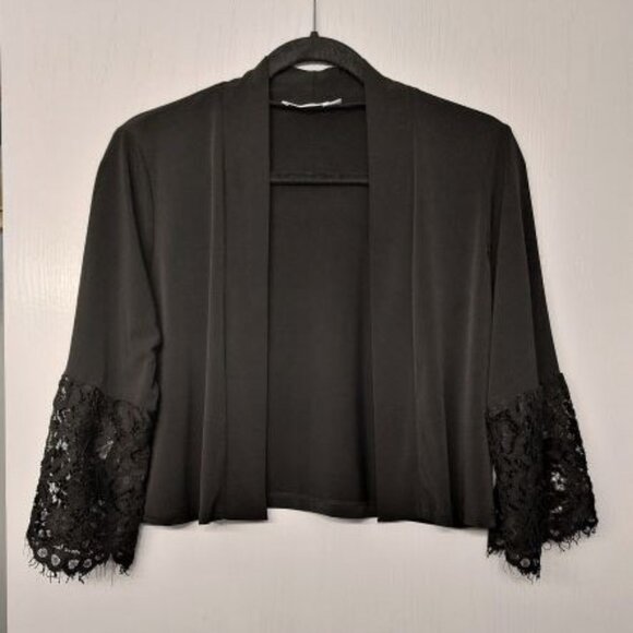 Short Black Bolero Style - Large - Riciki's - Picture 1 of 4